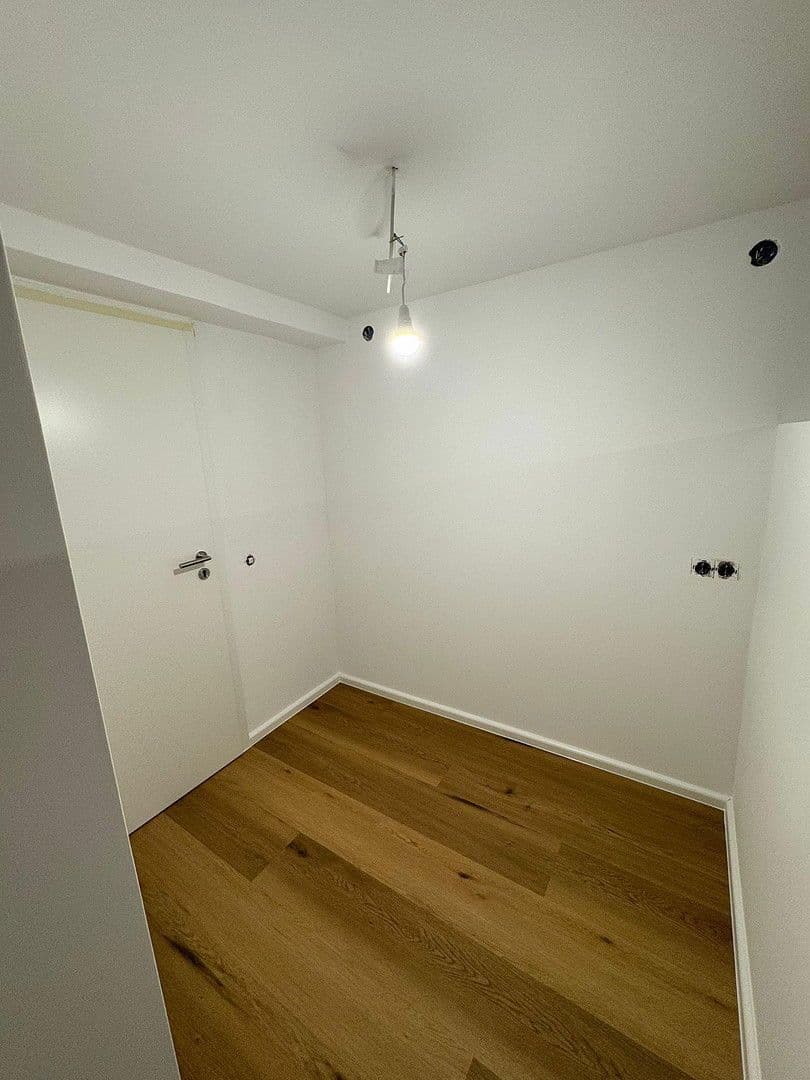 Pronájem bytu 3+1 101 m², Polcher Straße 25, Mayen, Porýní-Falc Pronájem bytu 3+1 101 m², Polcher Straße 25, Mayen, Porýní-Falc