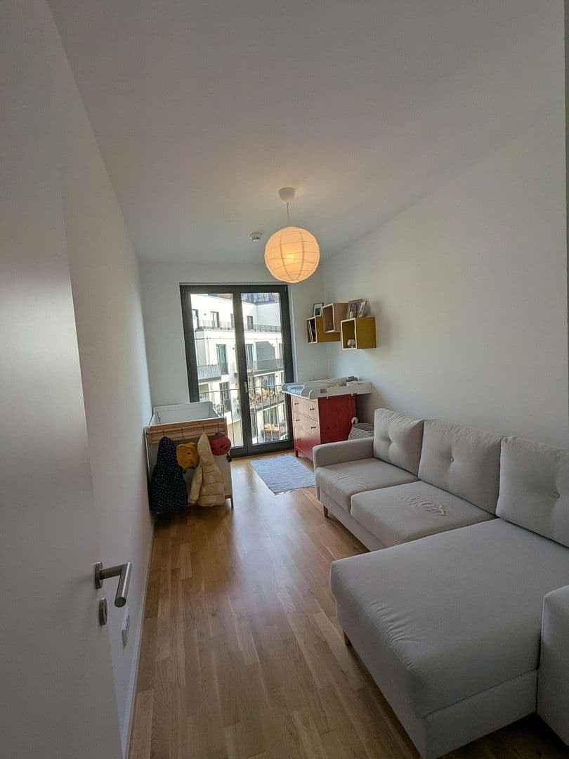 Prodej bytu 4+1 108 m², Odinstraße 23, Berlin, Berlín Prodej bytu 4+1 108 m², Odinstraße 23, Berlin, Berlín