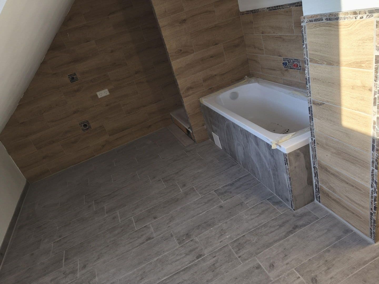 Prodej domu 330 m², pozemek 327 m², Leipzigerstraße 50, Doberlug-Kirchhain, Braniborsko Prodej domu 330 m², pozemek 327 m², Leipzigerstraße 50, Doberlug-Kirchhain, Braniborsko