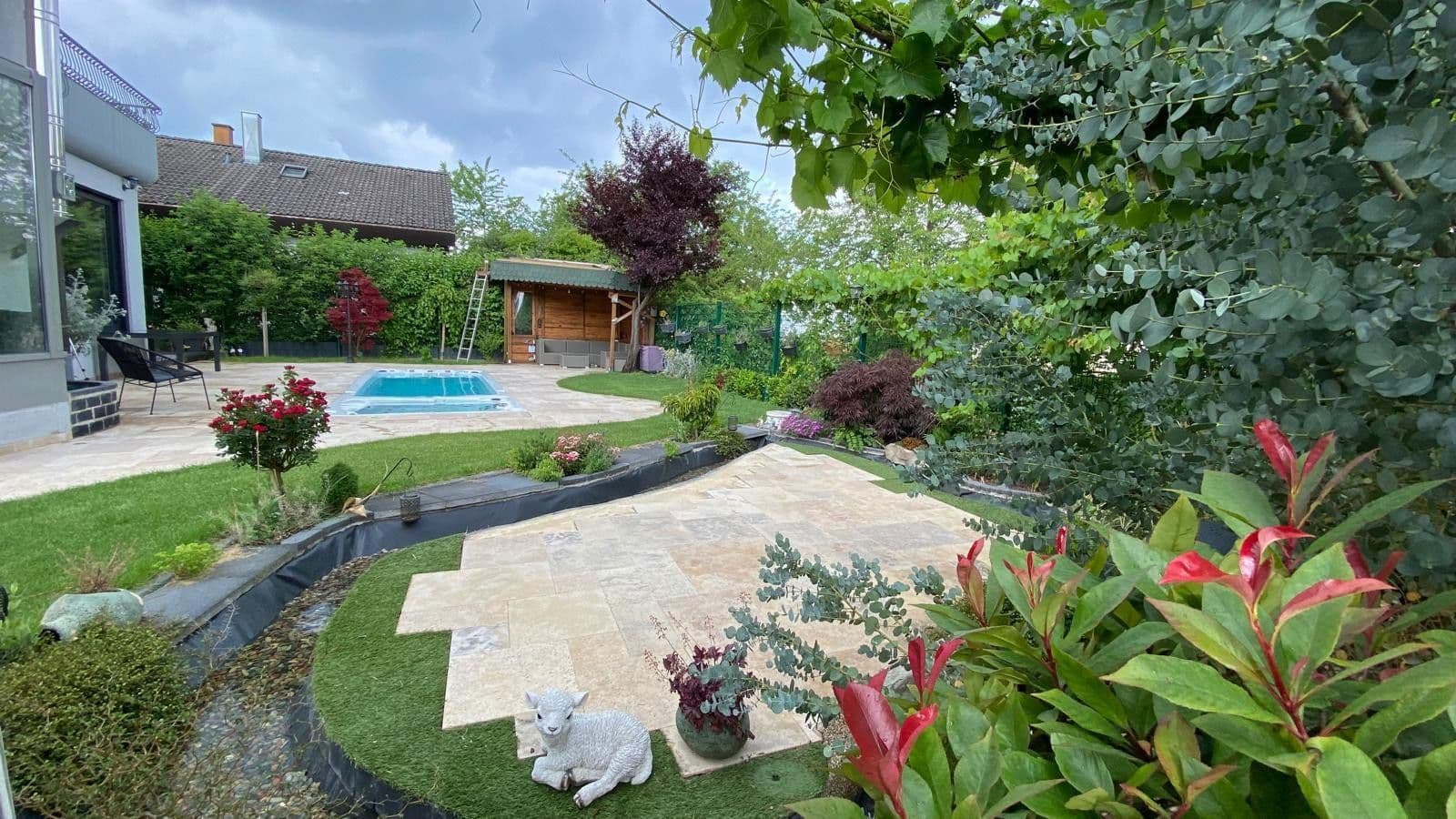 Prodej domu 253 m², pozemek 550 m², Karlsruhe, Bádensko-Württembersko Prodej domu 253 m², pozemek 550 m², Karlsruhe, Bádensko-Württembersko