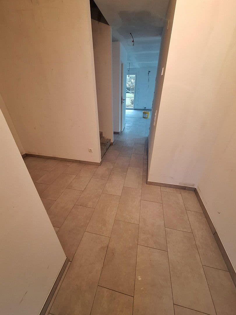 Pronájem domu 152 m², pozemek 320 m², Edling, Bavorsko Pronájem domu 152 m², pozemek 320 m², Edling, Bavorsko