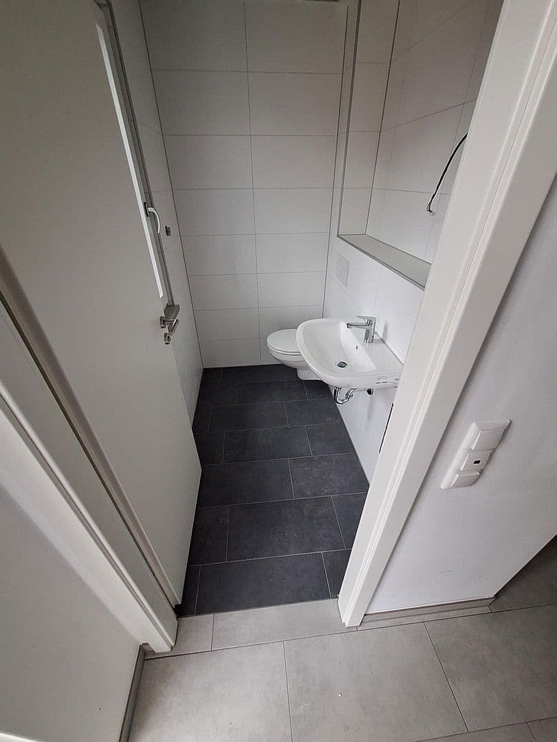 Pronájem domu 152 m², pozemek 320 m², Edling, Bavorsko Pronájem domu 152 m², pozemek 320 m², Edling, Bavorsko