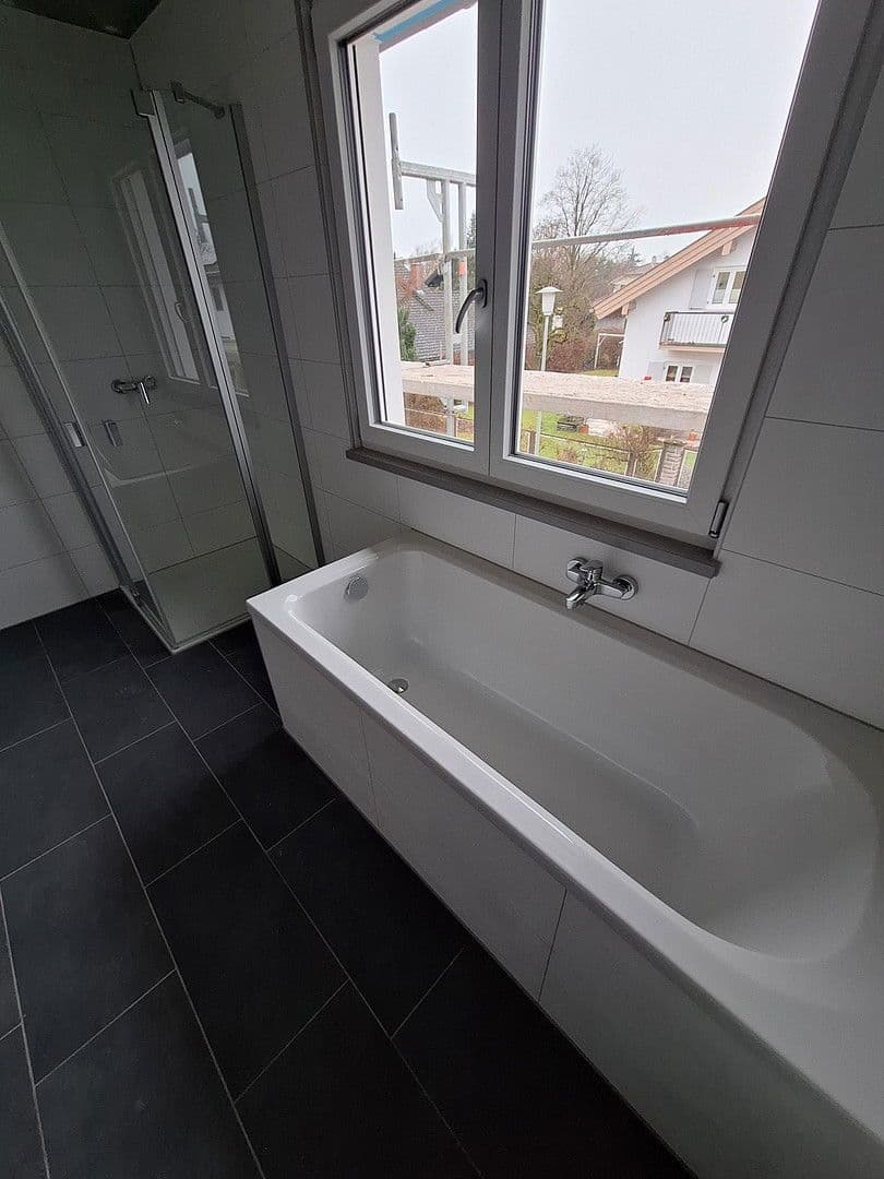 Pronájem domu 152 m², pozemek 320 m², Edling, Bavorsko Pronájem domu 152 m², pozemek 320 m², Edling, Bavorsko