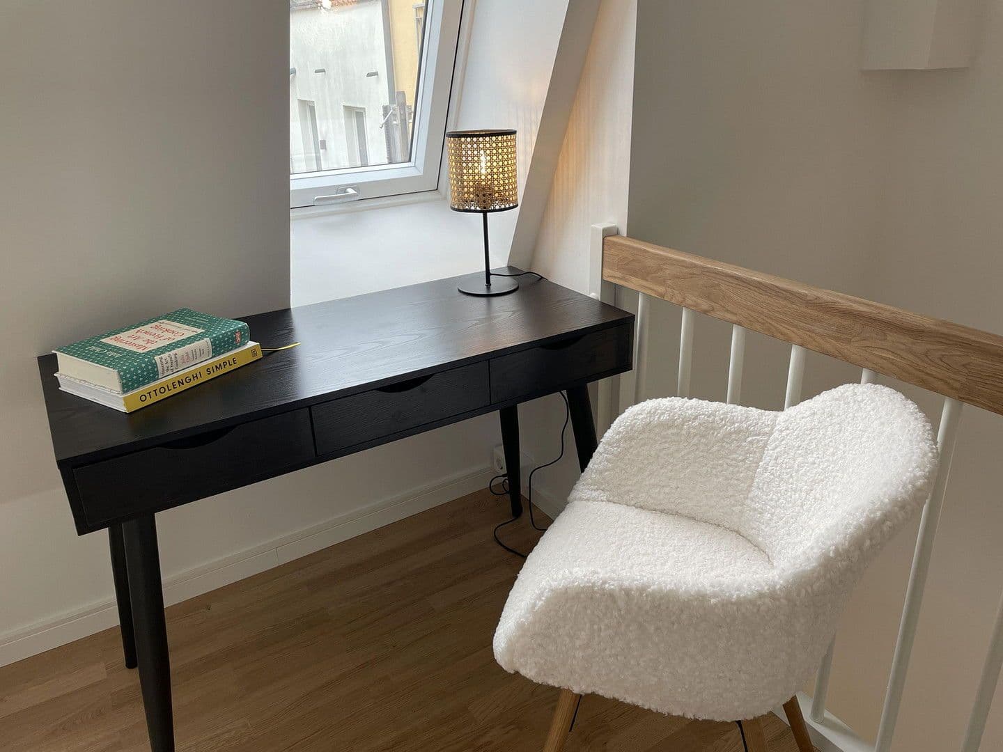 Pronájem bytu 1+kk 42 m², Schwedterstr. 0, Berlin, Berlín Pronájem bytu 1+kk 42 m², Schwedterstr. 0, Berlin, Berlín