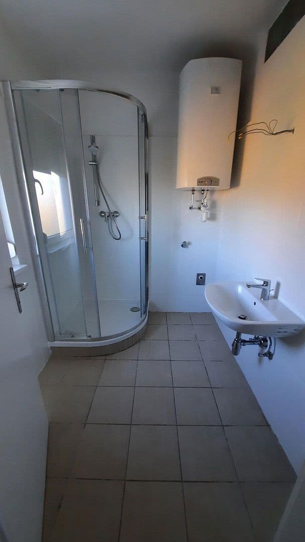 Prodej bytu 2+1 60 m², Dr. Robert Graf Straße 13, Graz, Štýrsko Prodej bytu 2+1 60 m², Dr. Robert Graf Straße 13, Graz, Štýrsko