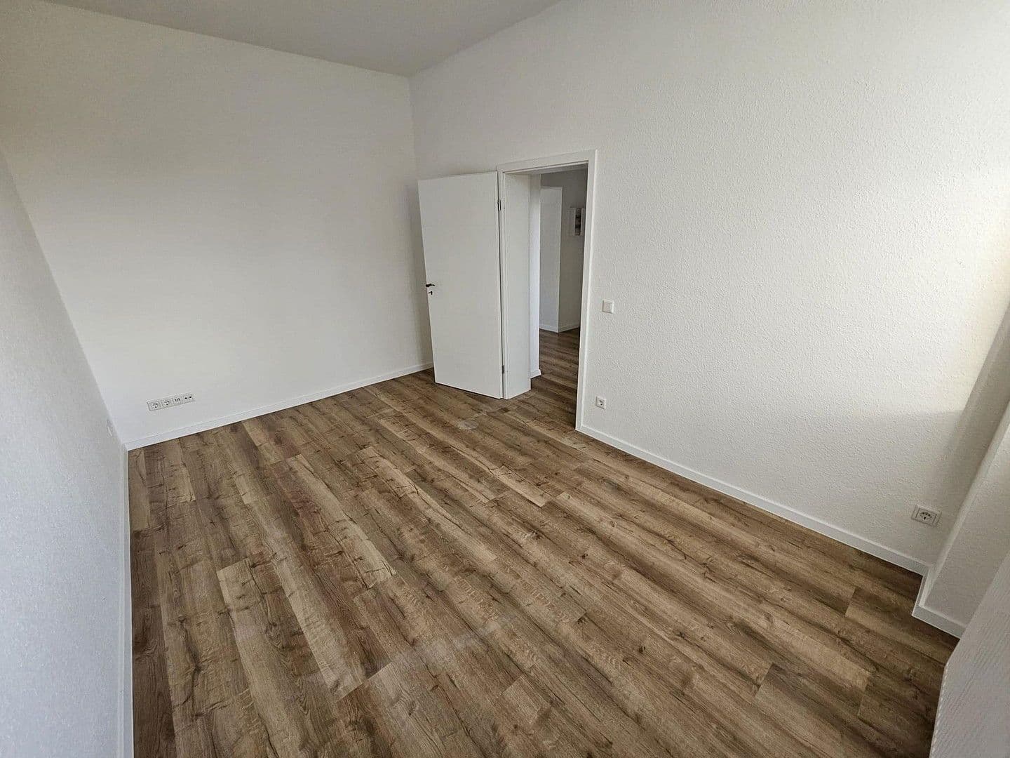 Pronájem bytu 2+1 54 m², Weinbergstraße 65, Bernau, Braniborsko Pronájem bytu 2+1 54 m², Weinbergstraße 65, Bernau, Braniborsko