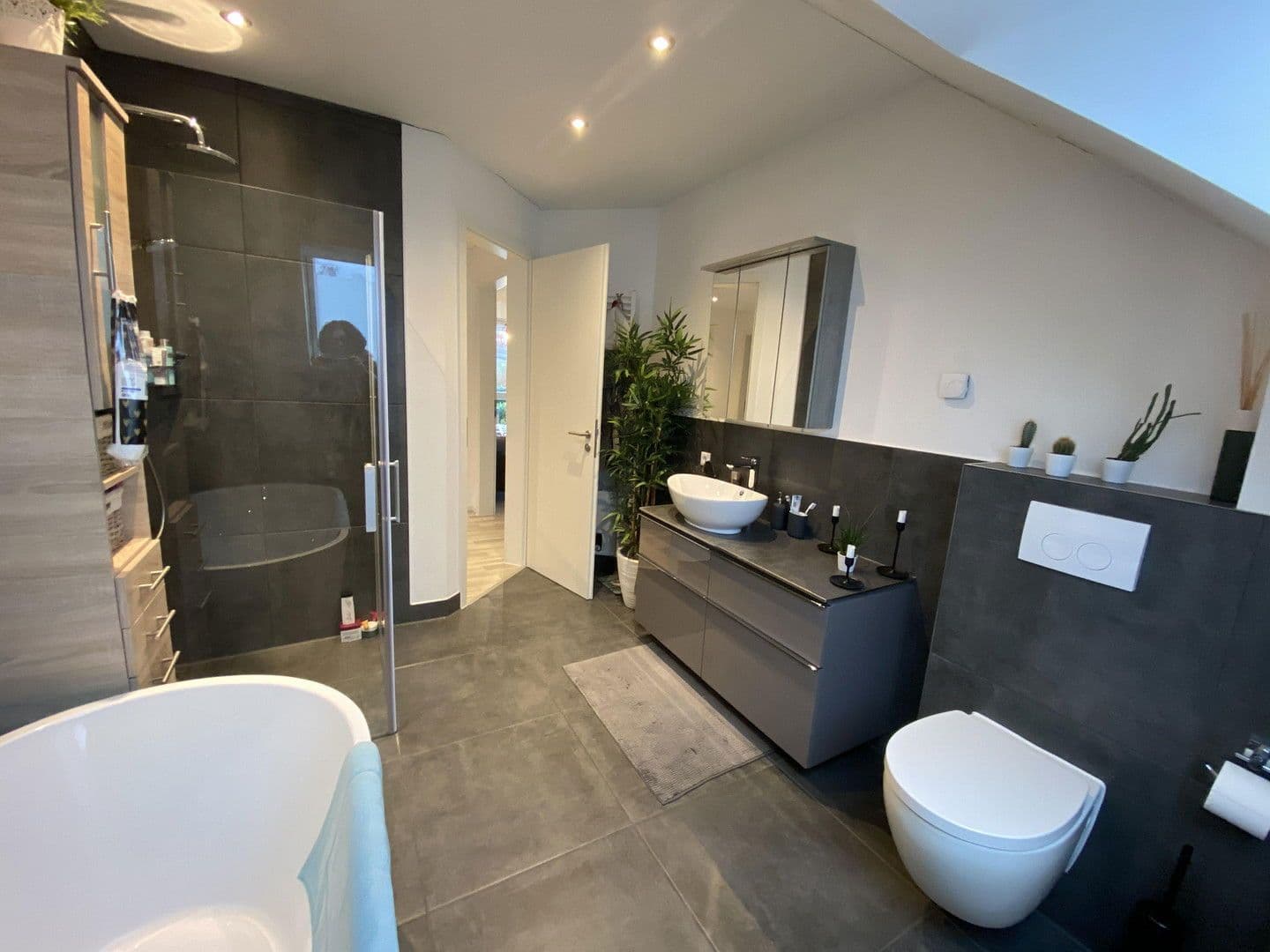 Pronájem bytu 4+1 104 m², Horenkamp 17, Hildesheim, Dolní Sasko Pronájem bytu 4+1 104 m², Horenkamp 17, Hildesheim, Dolní Sasko