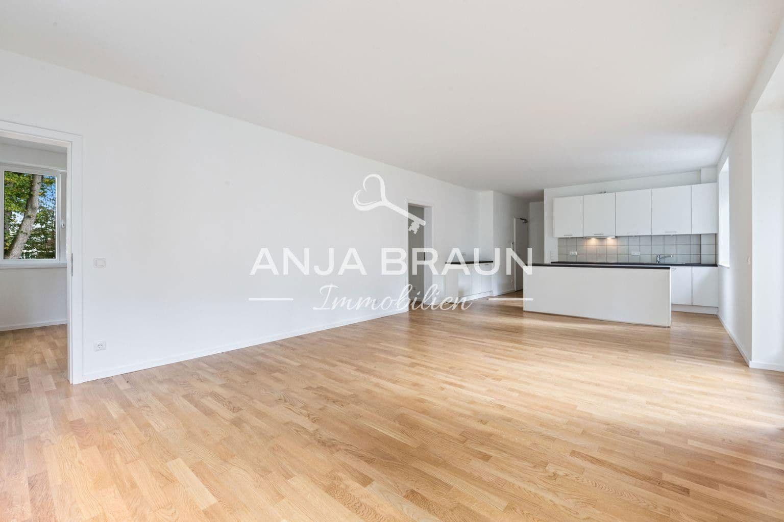 Pronájem bytu 2+1 77 m², Hamburg, Hamburg Pronájem bytu 2+1 77 m², Hamburg, Hamburg