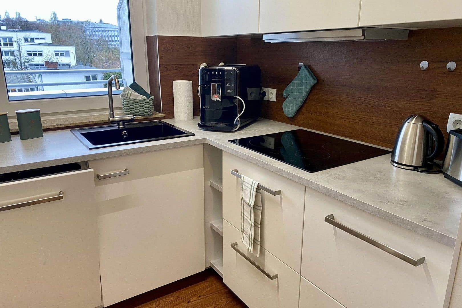 Pronájem bytu 2+1 68 m², Hohenstaufen Straße 10, Wiesbaden, Hessen Pronájem bytu 2+1 68 m², Hohenstaufen Straße 10, Wiesbaden, Hessen