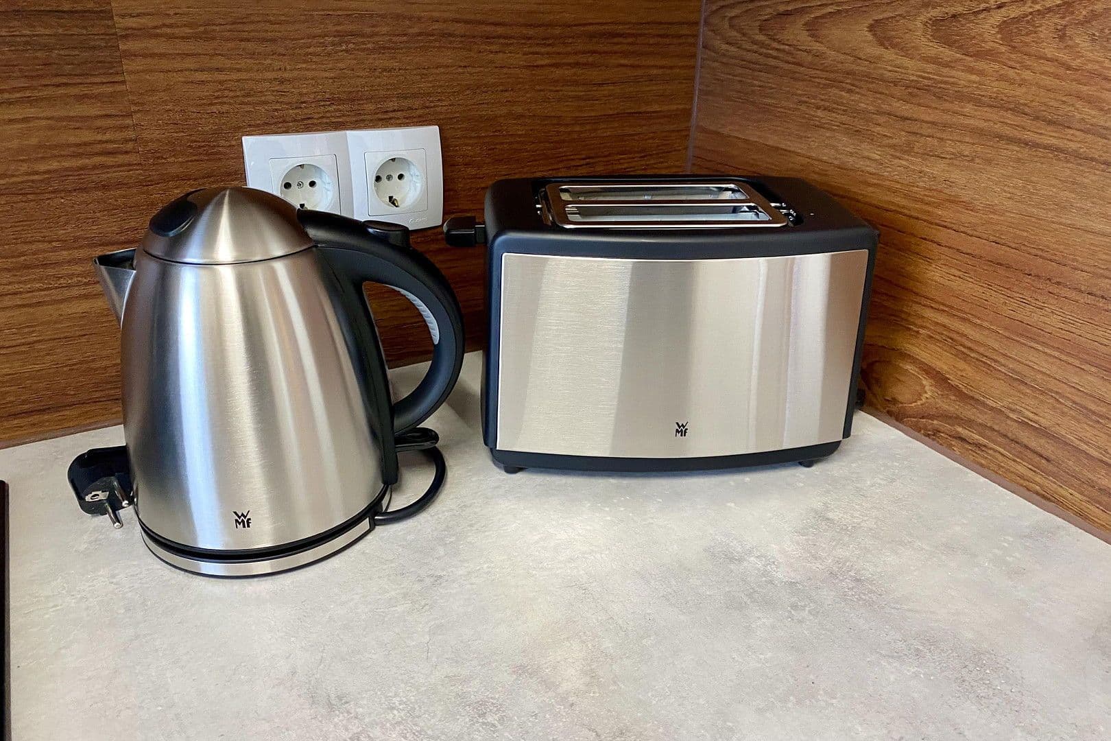 Pronájem bytu 2+1 68 m², Hohenstaufen Straße 10, Wiesbaden, Hessen Pronájem bytu 2+1 68 m², Hohenstaufen Straße 10, Wiesbaden, Hessen