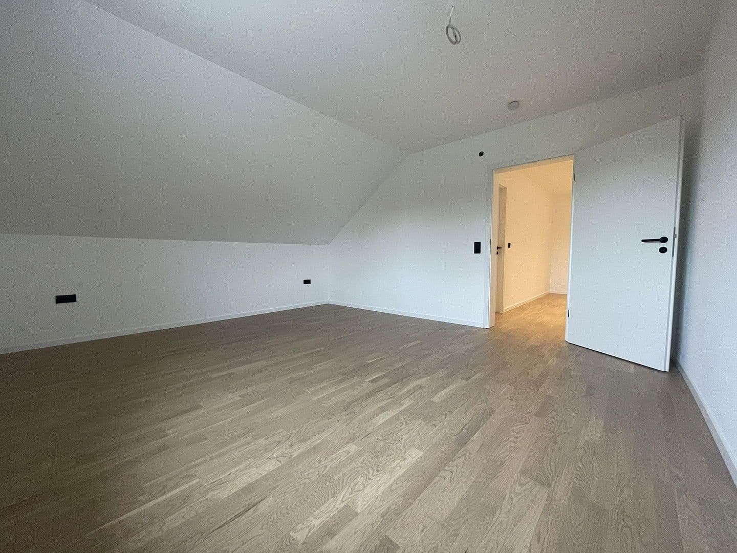 Prodej bytu 4+1 121 m², Herzogenaurach, Bavorsko Prodej bytu 4+1 121 m², Herzogenaurach, Bavorsko