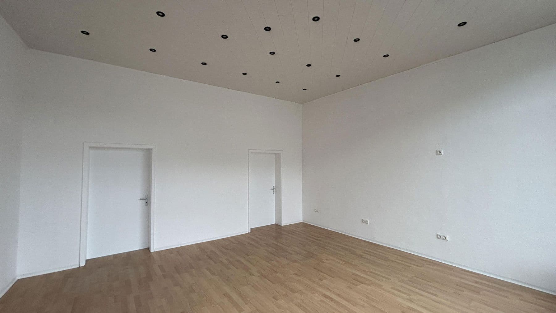Prodej nebytového prostoru 57 m², Friedberger Str. 152, Augsburg, Bavorsko Prodej nebytového prostoru 57 m², Friedberger Str. 152, Augsburg, Bavorsko