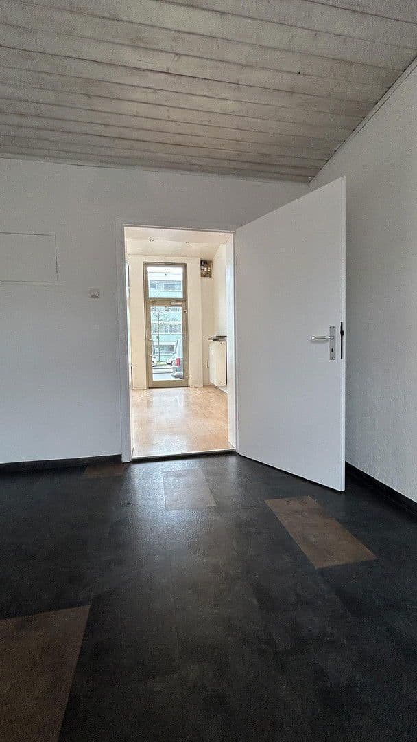 Prodej nebytového prostoru 57 m², Friedberger Str. 152, Augsburg, Bavorsko Prodej nebytového prostoru 57 m², Friedberger Str. 152, Augsburg, Bavorsko