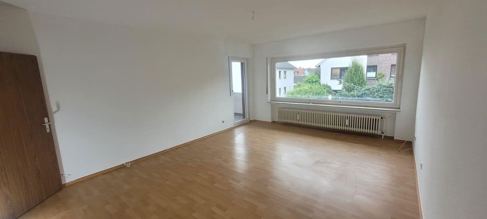 Pronájem bytu 3+1 76 m², Lotte, Severní Porýní-Vestfálsko Pronájem bytu 3+1 76 m², Lotte, Severní Porýní-Vestfálsko