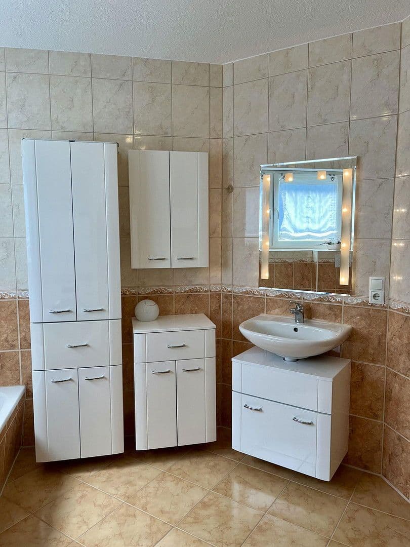 Prodej domu 134 m², pozemek 268 m², Astrid-Lindgren-Straße 3, Neuwied, Porýní-Falc Prodej domu 134 m², pozemek 268 m², Astrid-Lindgren-Straße 3, Neuwied, Porýní-Falc