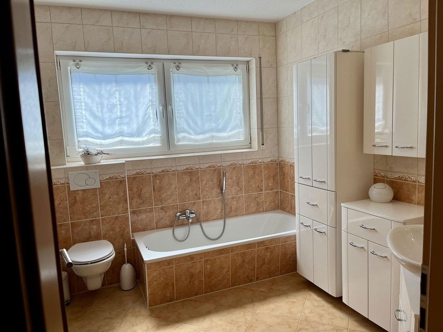 Prodej domu 134 m², pozemek 268 m², Astrid-Lindgren-Straße 3, Neuwied, Porýní-Falc Prodej domu 134 m², pozemek 268 m², Astrid-Lindgren-Straße 3, Neuwied, Porýní-Falc