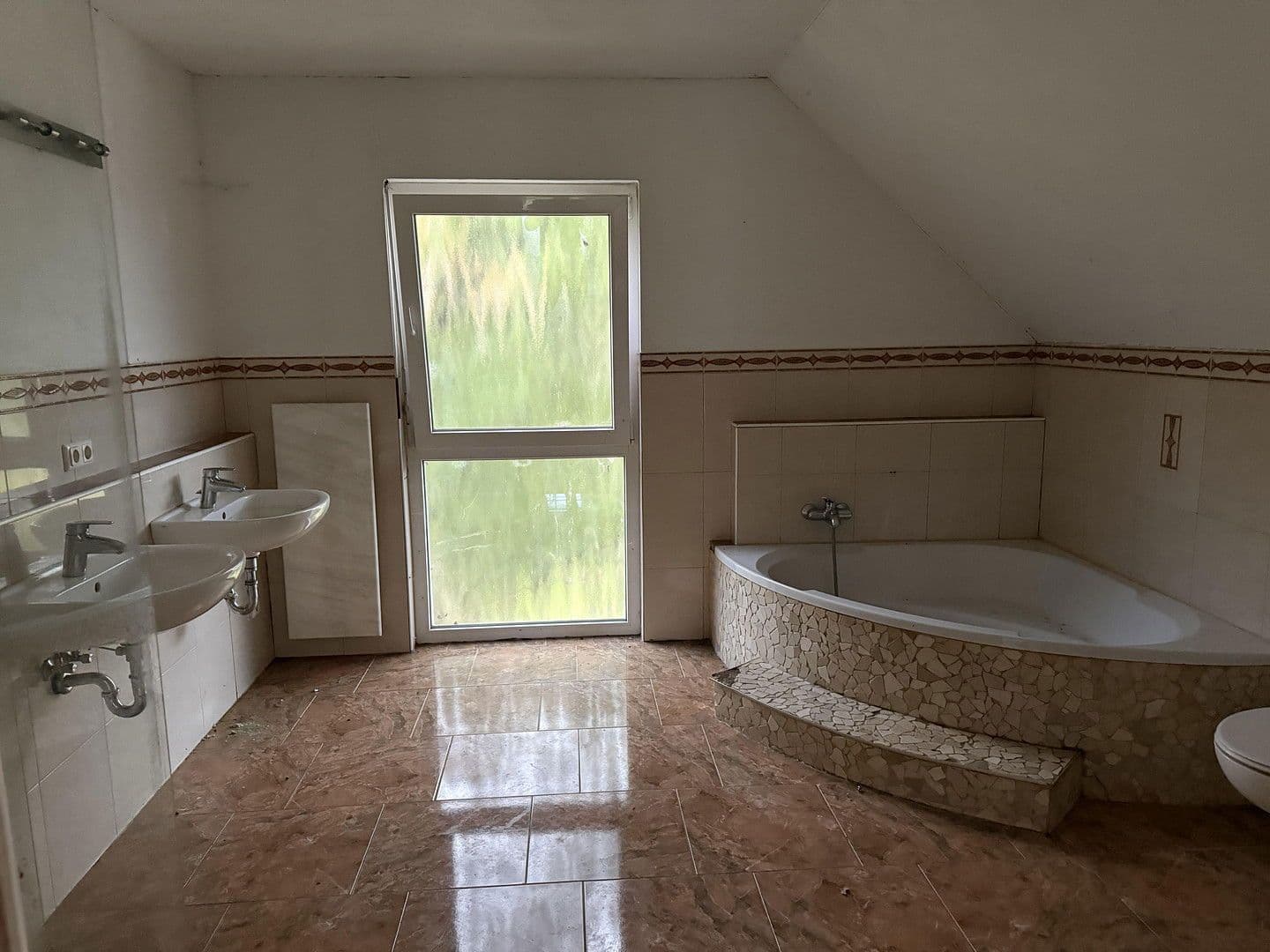 Prodej domu 150 m², pozemek 730 m², Schechingen, Bádensko-Württembersko Prodej domu 150 m², pozemek 730 m², Schechingen, Bádensko-Württembersko