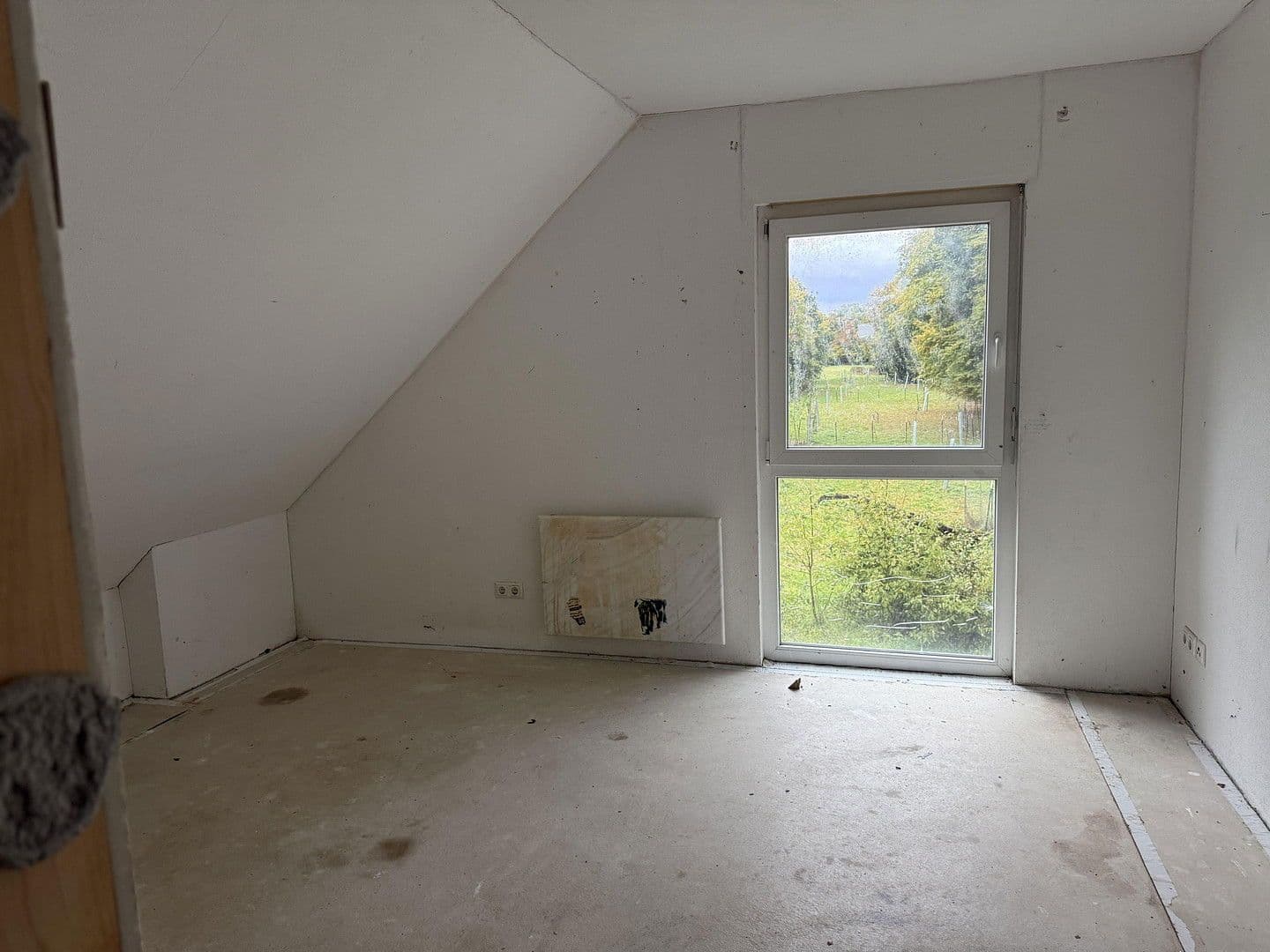 Prodej domu 150 m², pozemek 730 m², Schechingen, Bádensko-Württembersko Prodej domu 150 m², pozemek 730 m², Schechingen, Bádensko-Württembersko