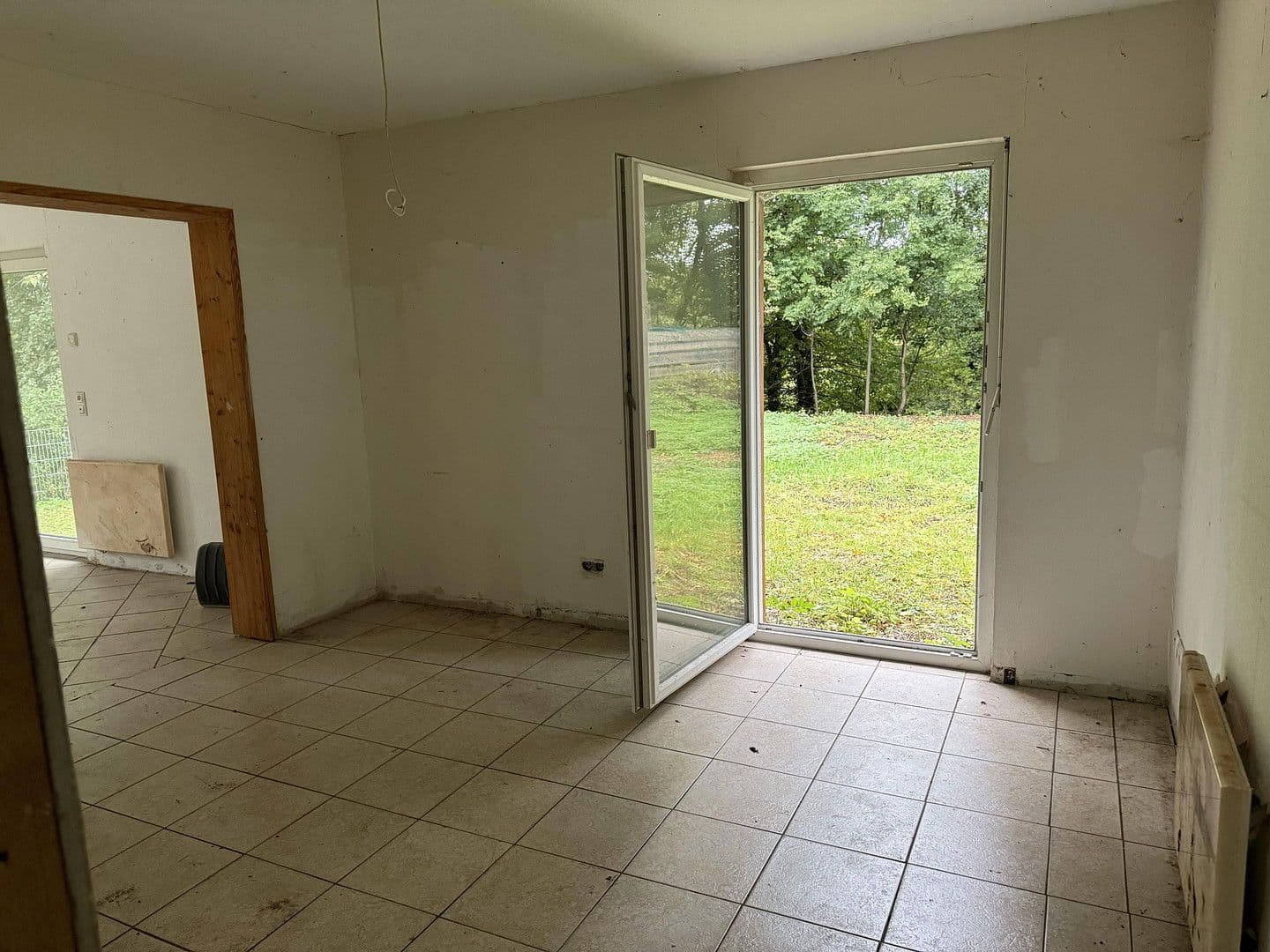 Prodej domu 150 m², pozemek 730 m², Schechingen, Bádensko-Württembersko Prodej domu 150 m², pozemek 730 m², Schechingen, Bádensko-Württembersko