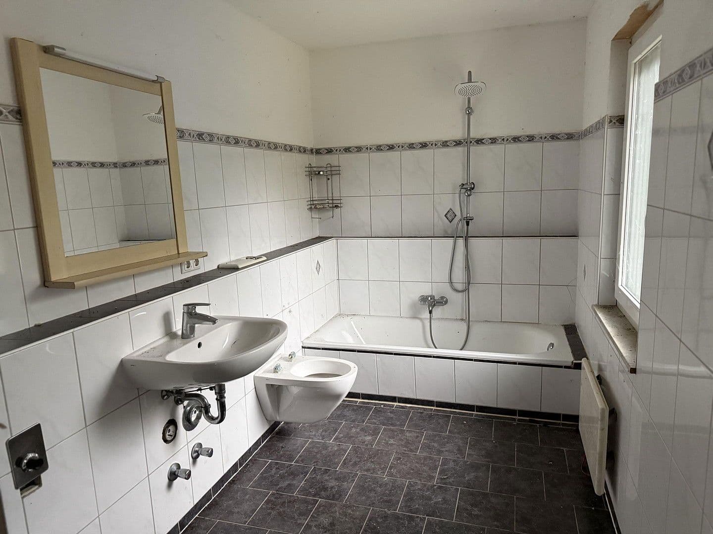 Prodej domu 150 m², pozemek 730 m², Schechingen, Bádensko-Württembersko Prodej domu 150 m², pozemek 730 m², Schechingen, Bádensko-Württembersko