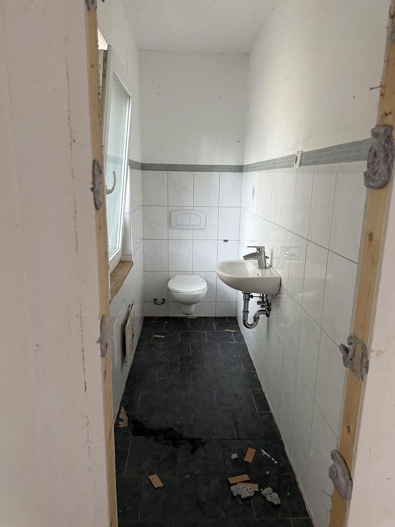 Prodej domu 150 m², pozemek 730 m², Schechingen, Bádensko-Württembersko Prodej domu 150 m², pozemek 730 m², Schechingen, Bádensko-Württembersko