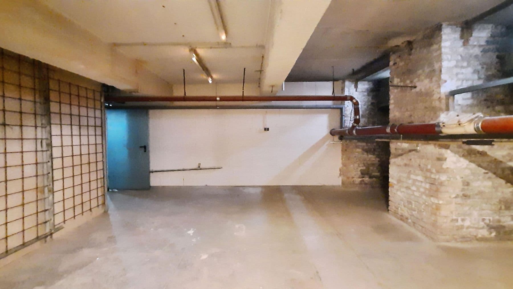 Pronájem nebytového prostoru 42 m², Niemetzstr.47-49, Berlin, Berlín Pronájem nebytového prostoru 42 m², Niemetzstr.47-49, Berlin, Berlín