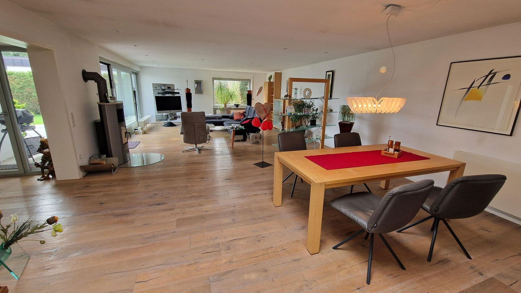 Prodej domu 140 m², pozemek 370 m², Herrenberg, Bádensko-Württembersko Prodej domu 140 m², pozemek 370 m², Herrenberg, Bádensko-Württembersko