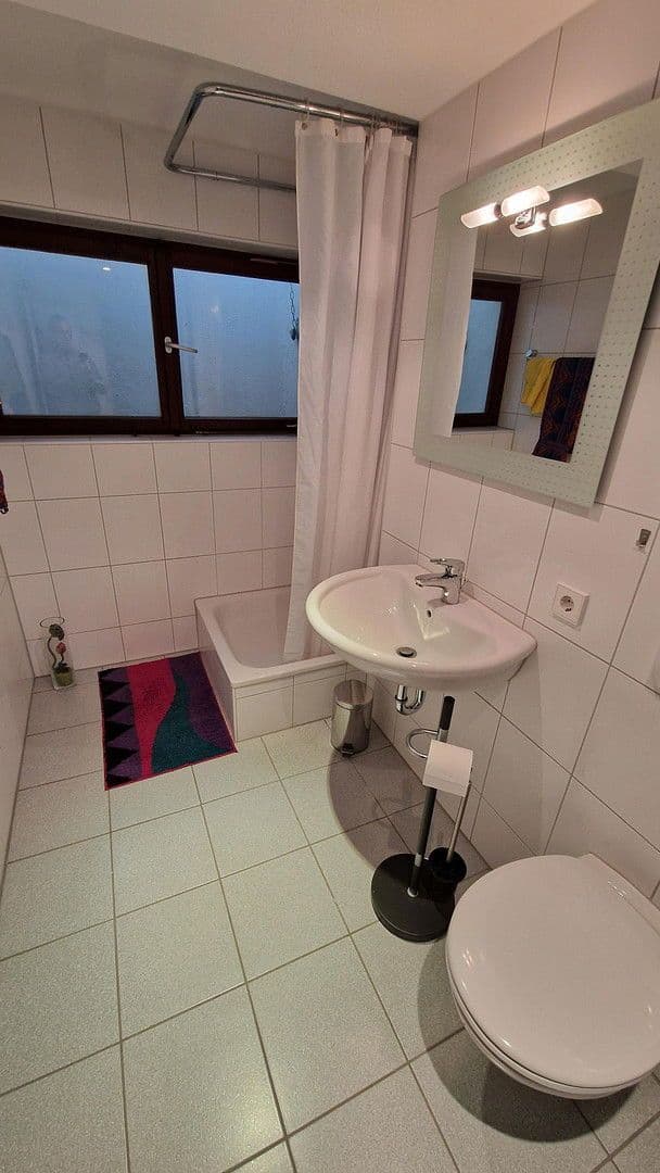 Prodej domu 140 m², pozemek 370 m², Herrenberg, Bádensko-Württembersko Prodej domu 140 m², pozemek 370 m², Herrenberg, Bádensko-Württembersko