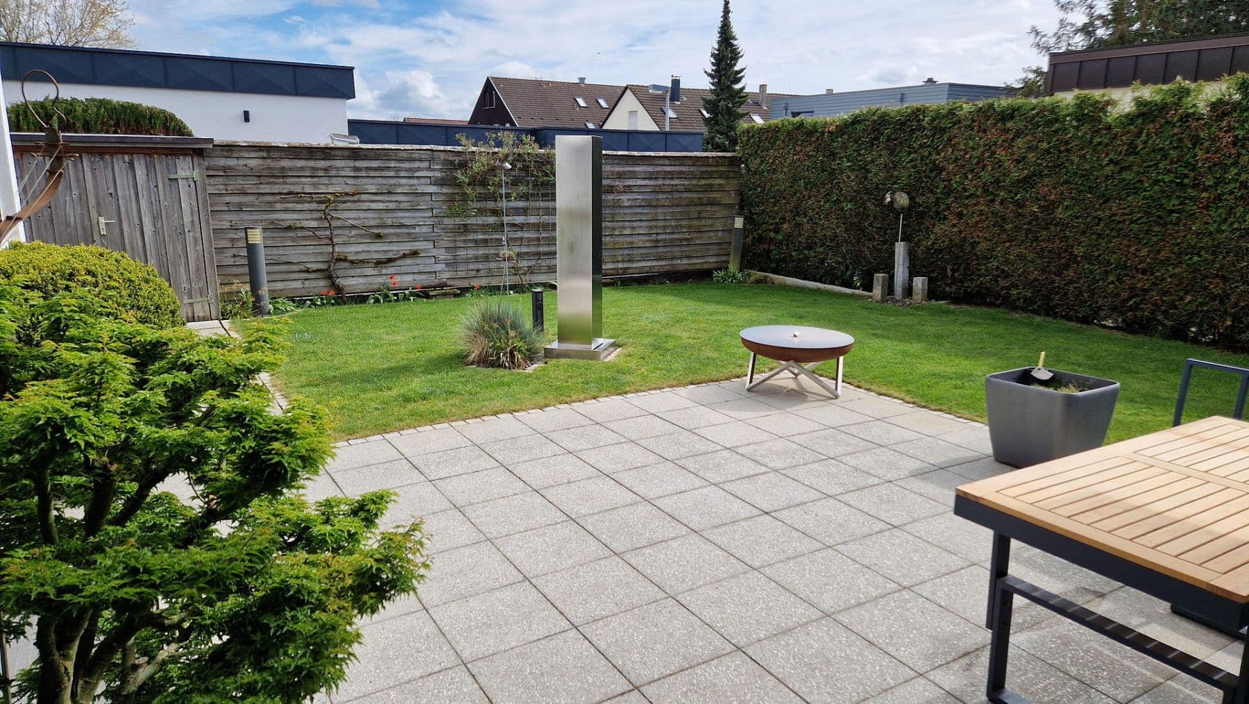 Prodej domu 140 m², pozemek 370 m², Herrenberg, Bádensko-Württembersko Prodej domu 140 m², pozemek 370 m², Herrenberg, Bádensko-Württembersko