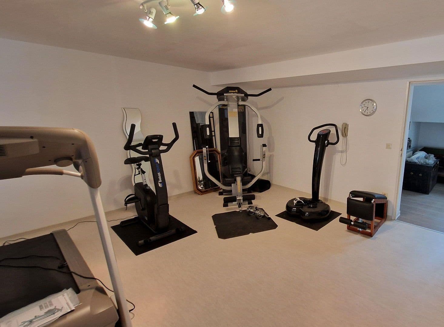 Prodej domu 140 m², pozemek 370 m², Herrenberg, Bádensko-Württembersko Prodej domu 140 m², pozemek 370 m², Herrenberg, Bádensko-Württembersko