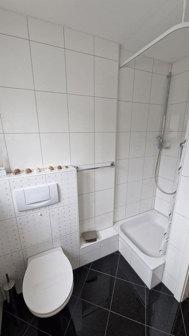 Prodej domu 140 m², pozemek 370 m², Herrenberg, Bádensko-Württembersko Prodej domu 140 m², pozemek 370 m², Herrenberg, Bádensko-Württembersko