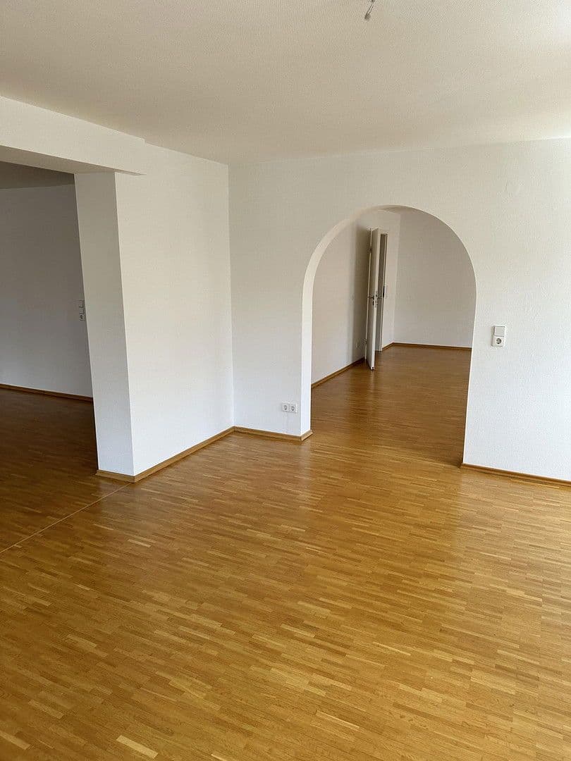 Pronájem bytu 3+1 132 m², Freudenstadt, Bádensko-Württembersko Pronájem bytu 3+1 132 m², Freudenstadt, Bádensko-Württembersko