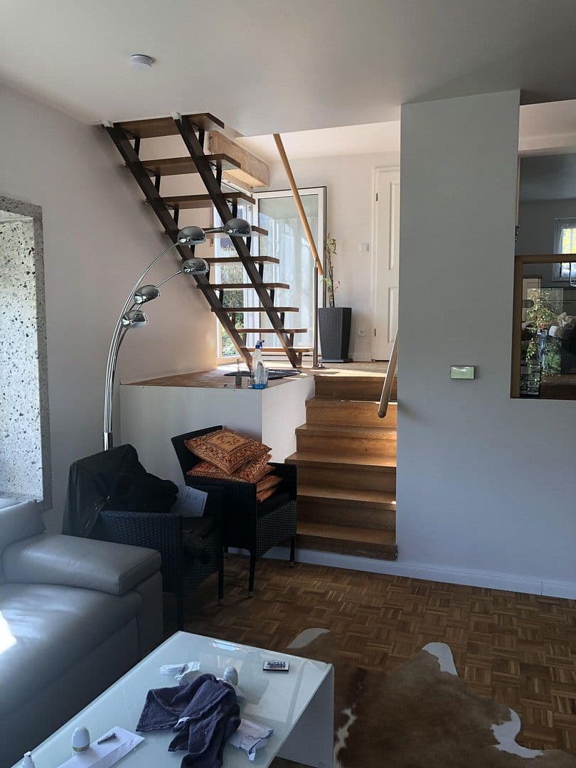 Prodej domu 138 m², pozemek 544 m², Ostfildern, Bádensko-Württembersko Prodej domu 138 m², pozemek 544 m², Ostfildern, Bádensko-Württembersko