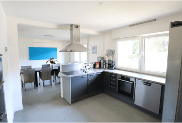 Prodej domu 297 m², pozemek 865 m², Ratingen, Severní Porýní-Vestfálsko Prodej domu 297 m², pozemek 865 m², Ratingen, Severní Porýní-Vestfálsko