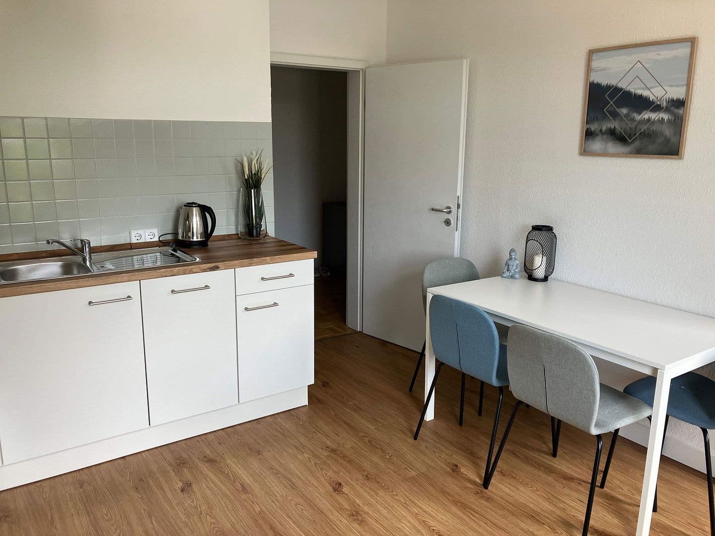 Pronájem bytu 1+1 18 m², Schwarzackerstr. 9, Leipzig, Sasko Pronájem bytu 1+1 18 m², Schwarzackerstr. 9, Leipzig, Sasko