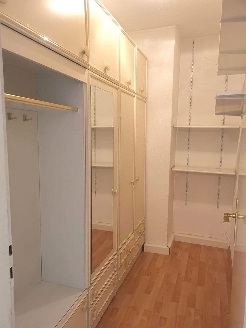 Pronájem bytu 2+1 60 m², Wuppertal, Severní Porýní-Vestfálsko Pronájem bytu 2+1 60 m², Wuppertal, Severní Porýní-Vestfálsko