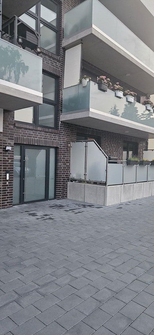 Pronájem bytu 3+1 88 m², Lehrte, Dolní Sasko Pronájem bytu 3+1 88 m², Lehrte, Dolní Sasko