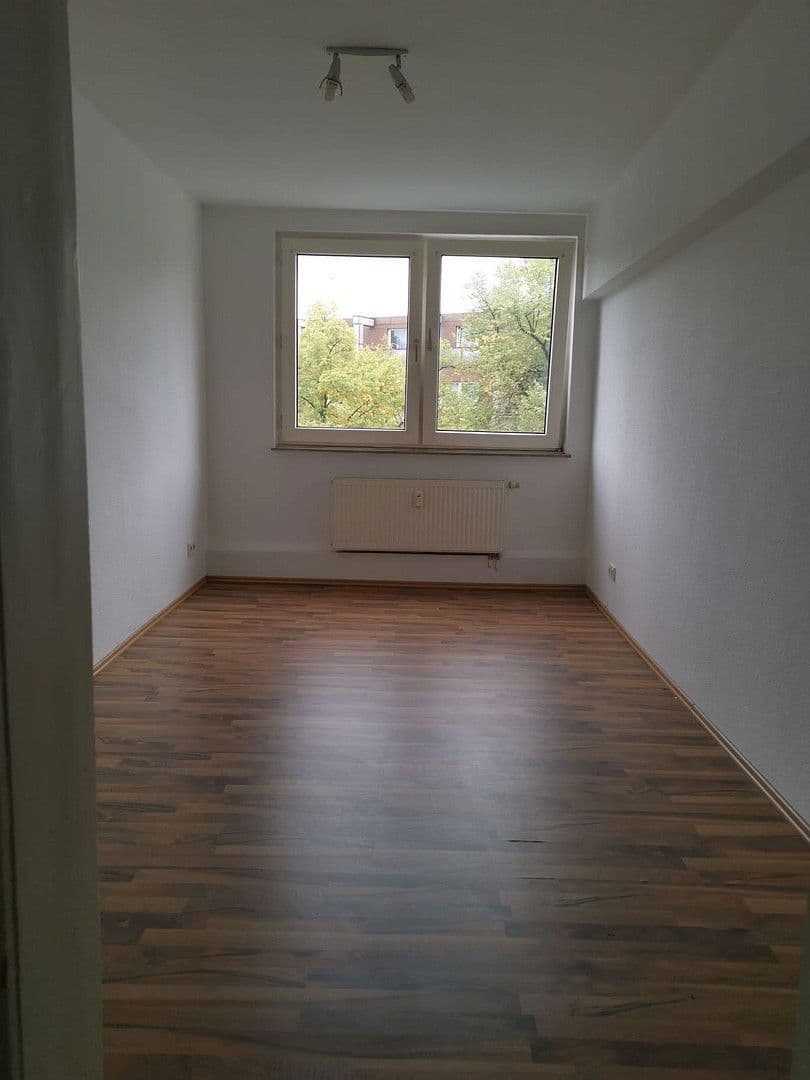 Pronájem bytu 3+1 73 m², Martin-Luther-Str.1, Marl, Severní Porýní-Vestfálsko Pronájem bytu 3+1 73 m², Martin-Luther-Str.1, Marl, Severní Porýní-Vestfálsko