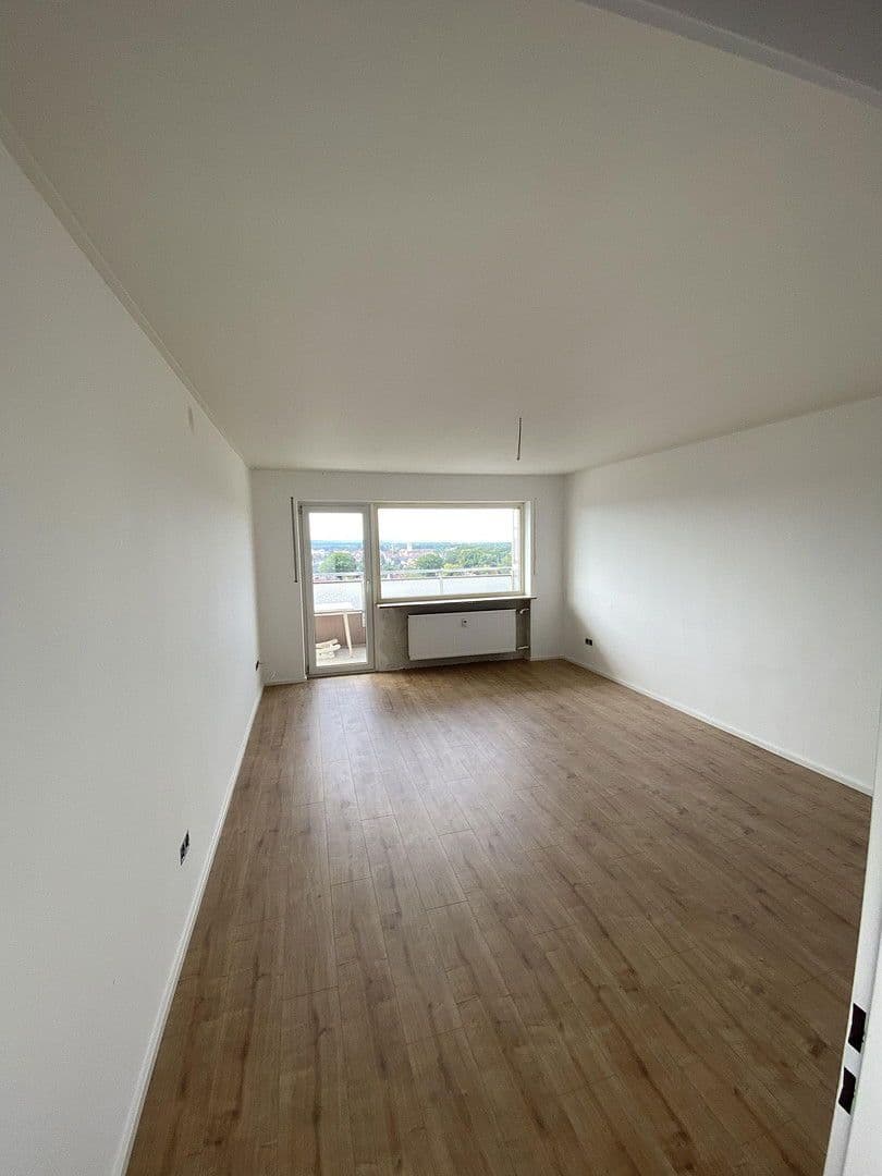 Pronájem bytu 3+1 66 m², Tannenstraße 1, Röthenbach an der Pegnitz, Bavorsko Pronájem bytu 3+1 66 m², Tannenstraße 1, Röthenbach an der Pegnitz, Bavorsko