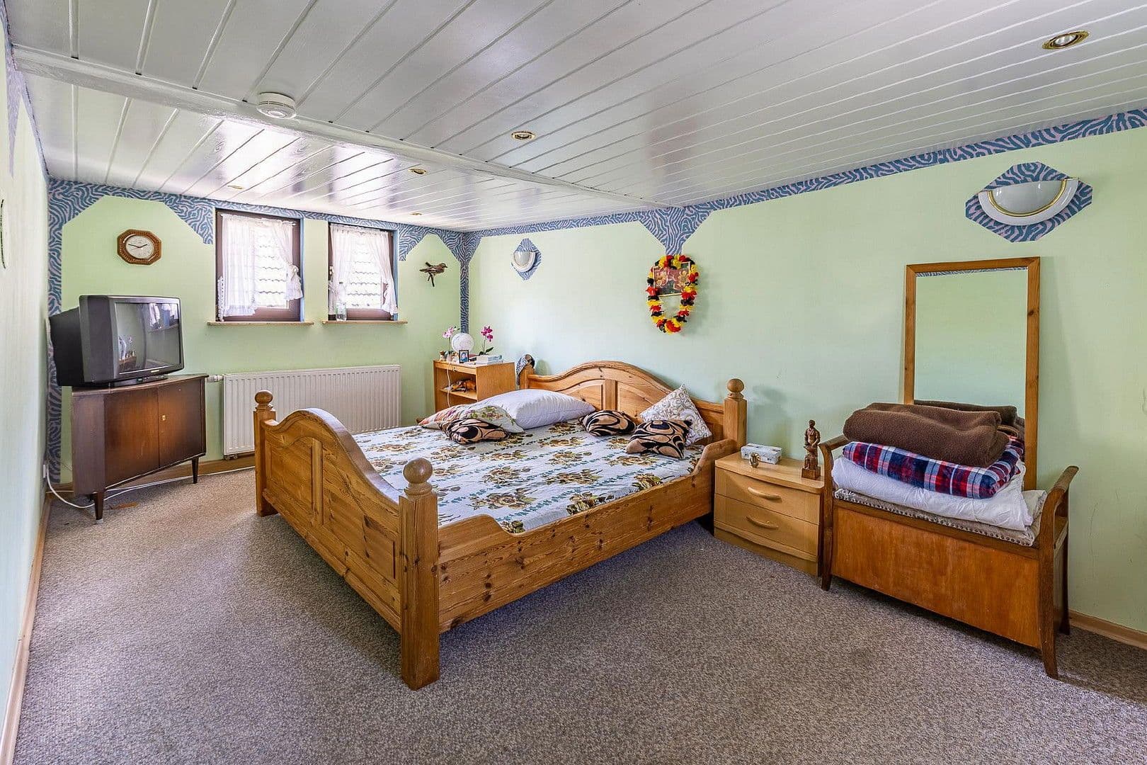 Prodej domu 232 m², pozemek 1.554 m², Schmittstr. 51, Bonn, Severní Porýní-Vestfálsko Prodej domu 232 m², pozemek 1.554 m², Schmittstr. 51, Bonn, Severní Porýní-Vestfálsko