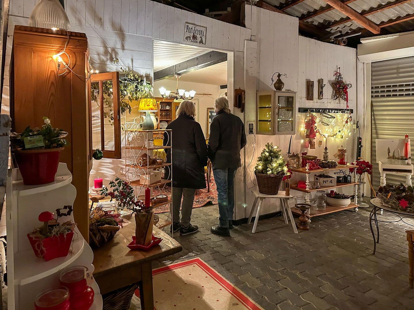 Prodej domu 232 m², pozemek 1.554 m², Schmittstr. 51, Bonn, Severní Porýní-Vestfálsko Prodej domu 232 m², pozemek 1.554 m², Schmittstr. 51, Bonn, Severní Porýní-Vestfálsko