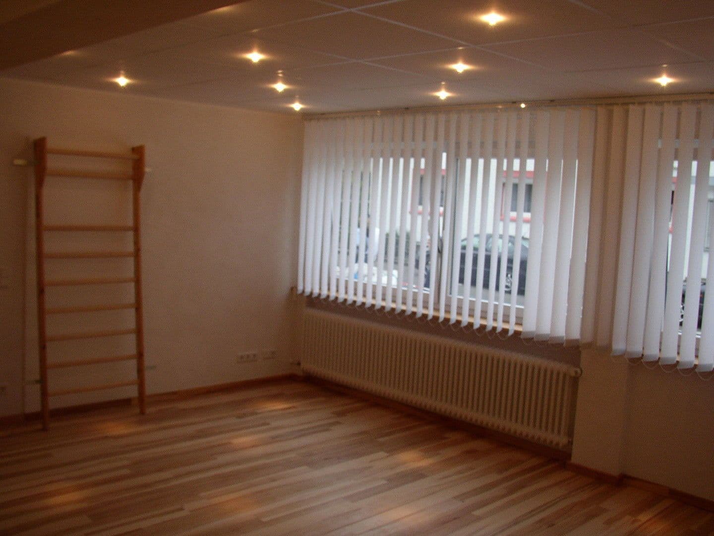 Pronájem kanceláře 92 m², Attendorn, Severní Porýní-Vestfálsko Pronájem kanceláře 92 m², Attendorn, Severní Porýní-Vestfálsko