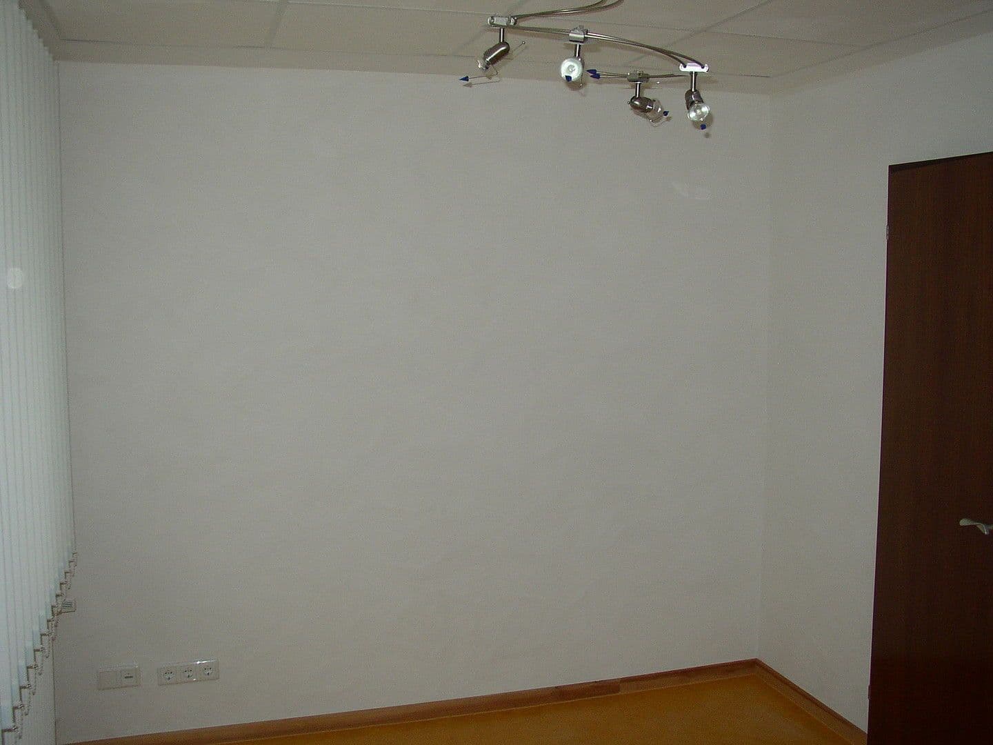 Pronájem kanceláře 92 m², Attendorn, Severní Porýní-Vestfálsko Pronájem kanceláře 92 m², Attendorn, Severní Porýní-Vestfálsko