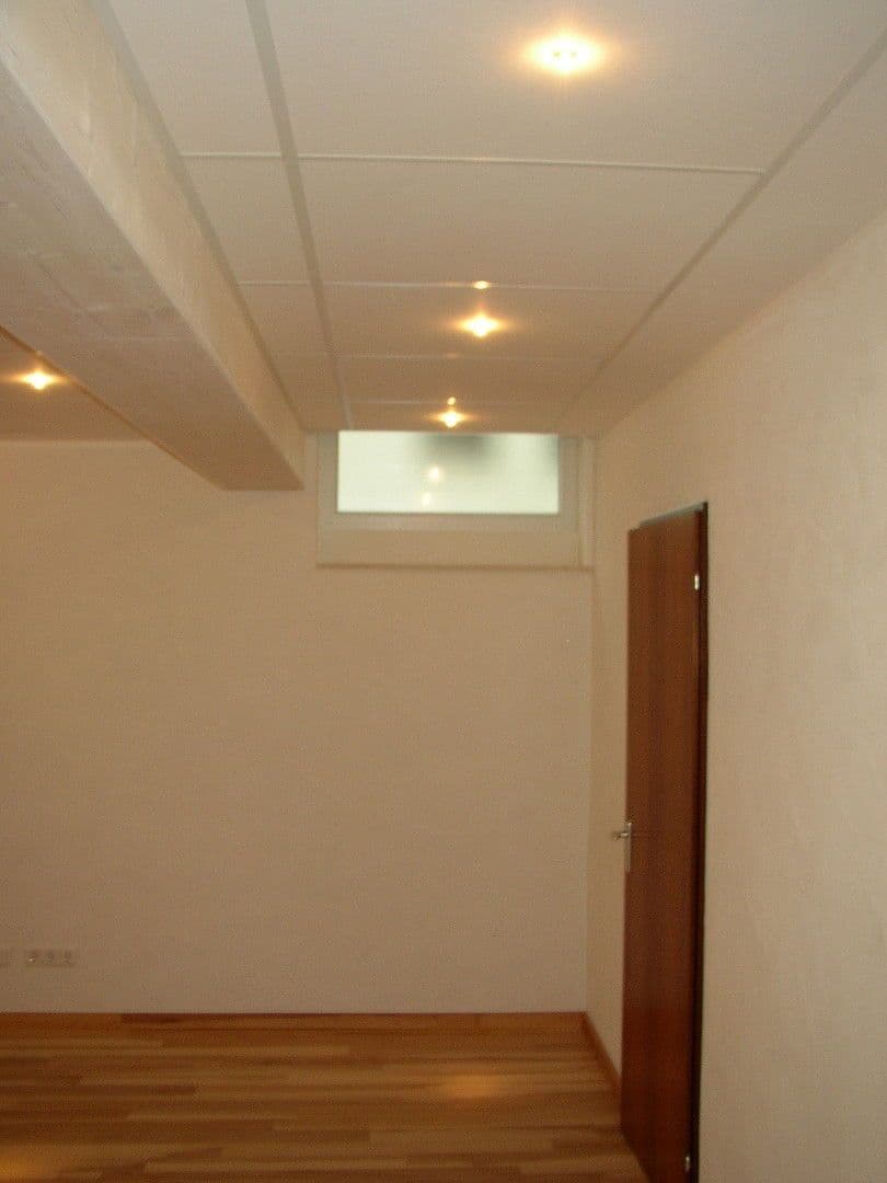 Pronájem kanceláře 92 m², Attendorn, Severní Porýní-Vestfálsko Pronájem kanceláře 92 m², Attendorn, Severní Porýní-Vestfálsko