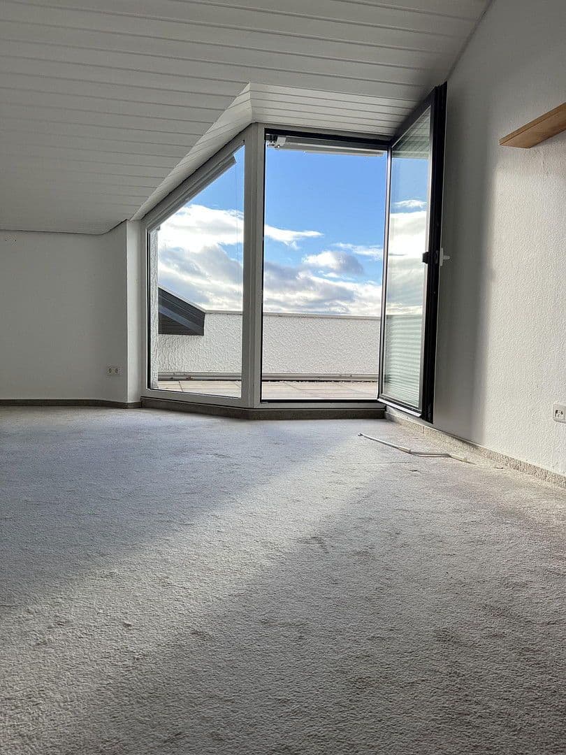 Pronájem bytu 3+1 135 m², Vallendar, Porýní-Falc Pronájem bytu 3+1 135 m², Vallendar, Porýní-Falc