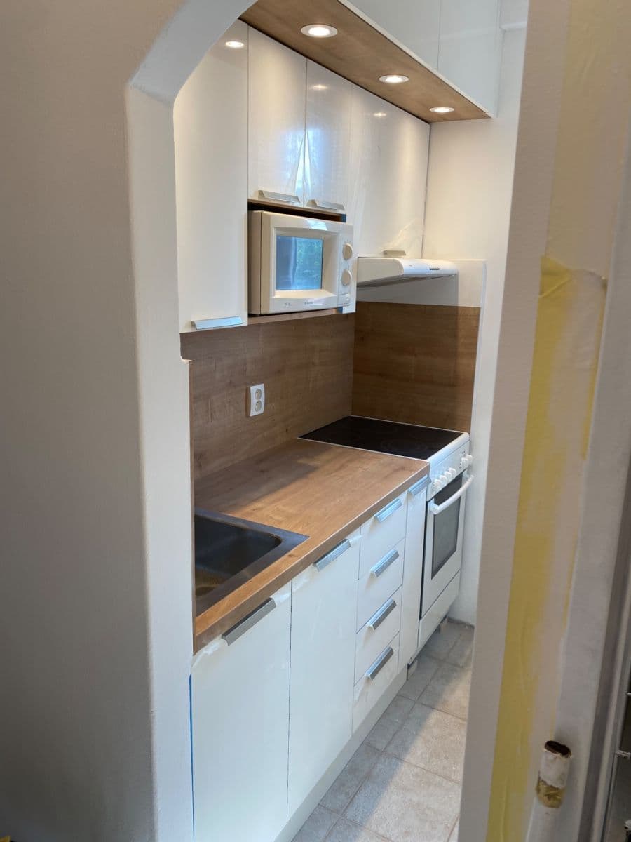 Pronájem bytu 1+kk 29 m², Za Třebešínem, Praha, Praha Pronájem bytu 1+kk 29 m², Za Třebešínem, Praha, Praha