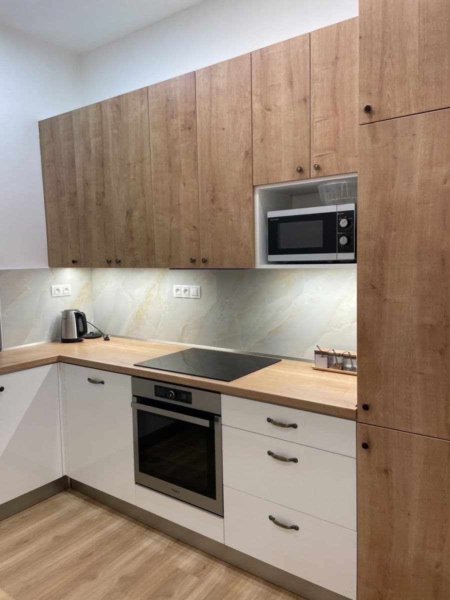 Pronájem bytu 3+kk 72 m², Vrchlického, Olomouc, Olomoucký kraj Pronájem bytu 3+kk 72 m², Vrchlického, Olomouc, Olomoucký kraj