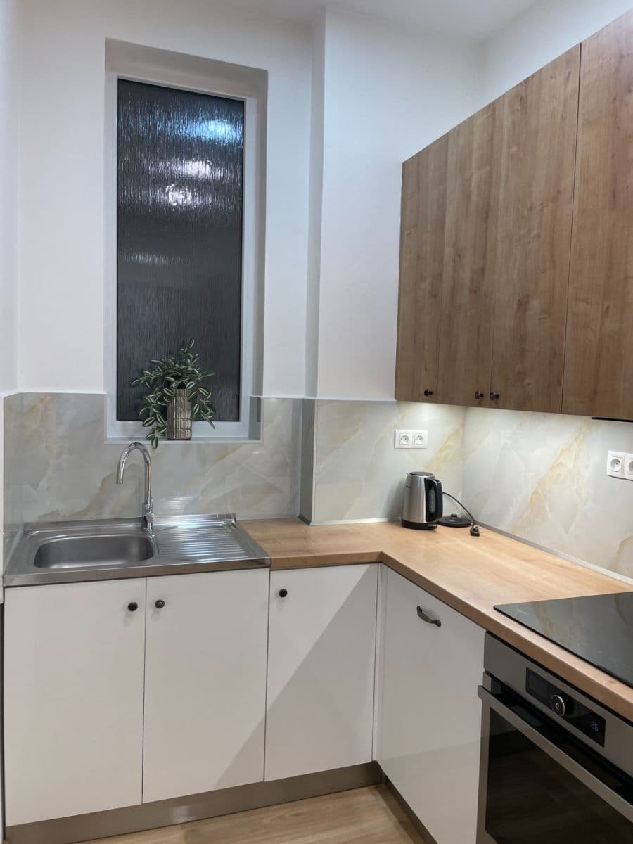 Pronájem bytu 3+kk 72 m², Vrchlického, Olomouc, Olomoucký kraj Pronájem bytu 3+kk 72 m², Vrchlického, Olomouc, Olomoucký kraj