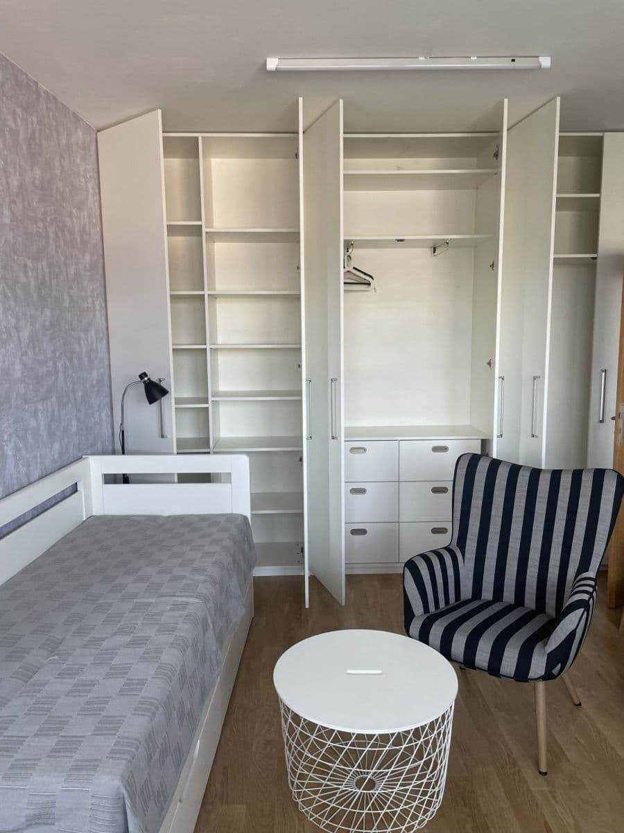 Pronájem bytu 1+kk 33 m², Nademlejnská, Praha, Praha Pronájem bytu 1+kk 33 m², Nademlejnská, Praha, Praha