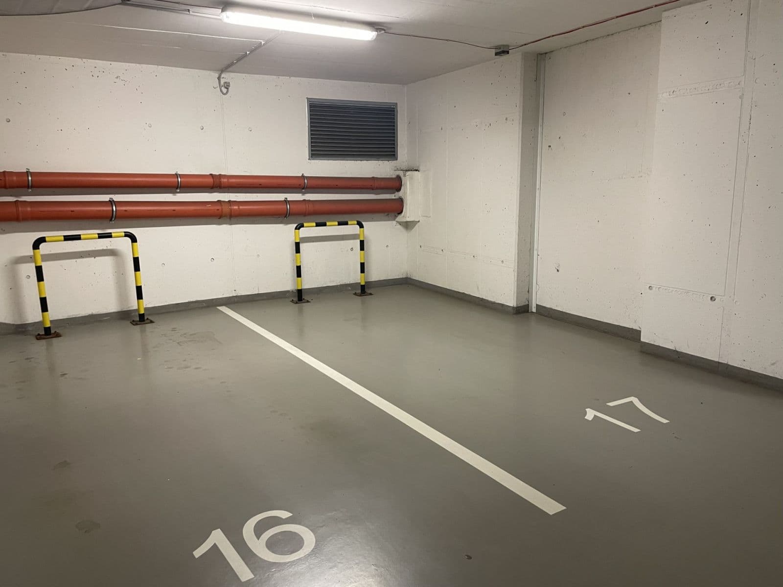 Pronájem bytu 1+kk 33 m², Nademlejnská, Praha, Praha Pronájem bytu 1+kk 33 m², Nademlejnská, Praha, Praha